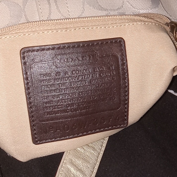 Handbag - Picture 5 of 7